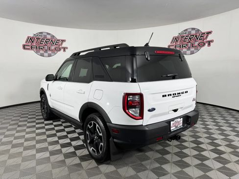 Used 2022 Ford Bronco Sport Outer Banks w/ Tech Package AWD/4WD image 5