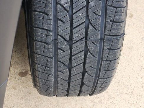 Used 2021 Jeep Compass Limited image 19