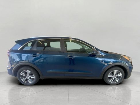 Used 2022 Kia Niro LXS FWD image 5