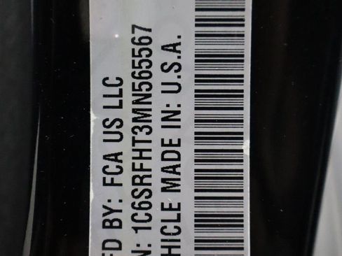 Used 2021 RAM 1500 Limited w/ Body Color Bumper Group image 34