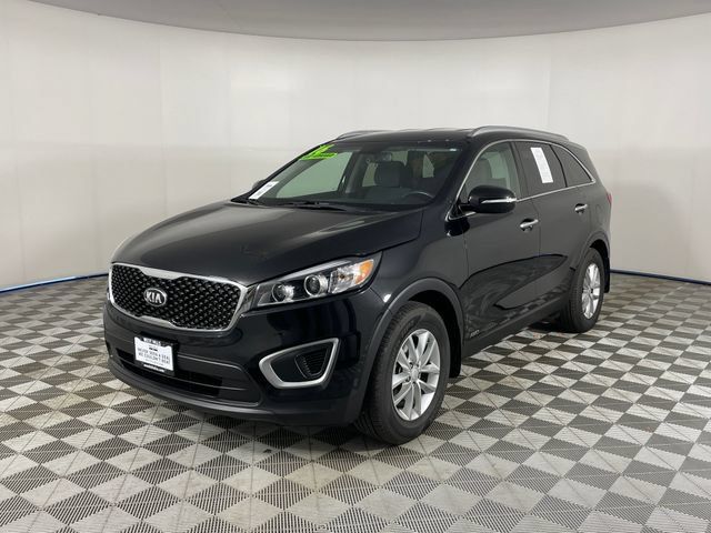 Used 2016 Kia Sorento AWD w/ LX Convenience Package image 1