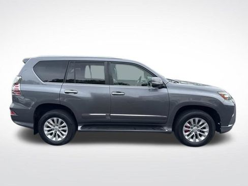 Used 2016 Lexus GX 460 w/ Premium Package AWD/4WD image 2