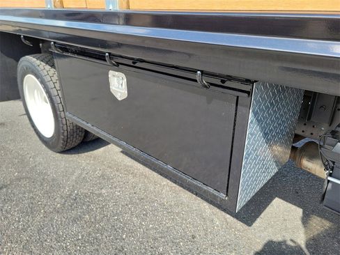 New 2024 Chevrolet Low Cab Forward image 13