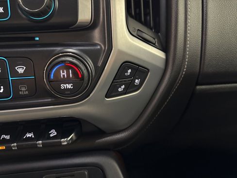 Used 2018 GMC Sierra 1500 SLT image 29