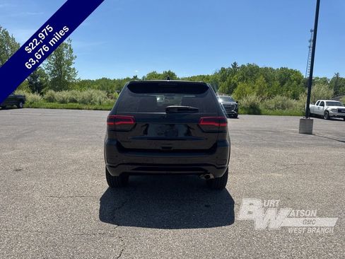 Used 2021 Jeep Grand Cherokee Laredo X AWD/4WD image 5