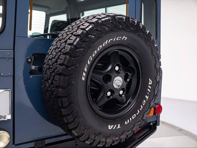 Used 1997 Land Rover Defender 90 AWD/4WD image 31