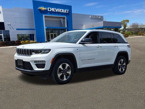Used 2022 Jeep Grand Cherokee Limited 4xe w/ Luxury Tech Group II AWD/4WD image 34