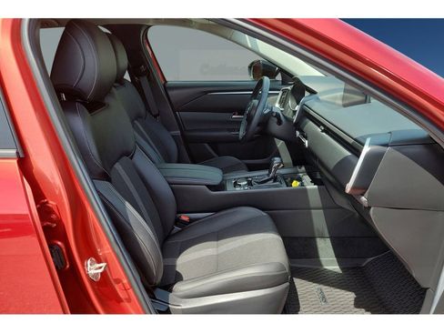 Used 2025 MAZDA CX-50 AWD 2.5 S w/ Premium Package image 24