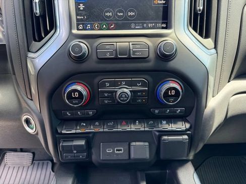 Used 2021 Chevrolet Silverado 1500 LTZ w/ LTZ Convenience Package II RWD image 16