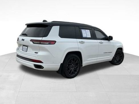 Used 2025 Jeep Grand Cherokee L Summit w/ Obsidian Package image 11