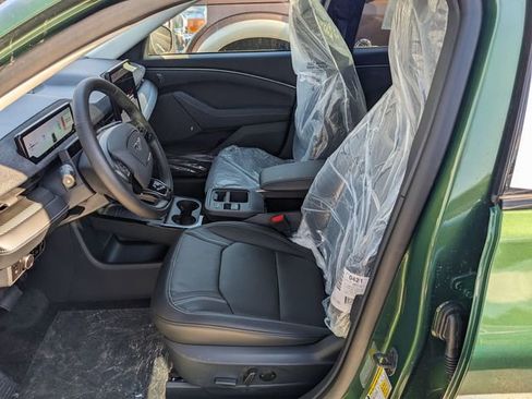 New 2025 Ford Mustang Mach-E Premium image 8