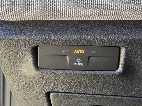 New 2026 Volkswagen Tiguan S FWD image 21