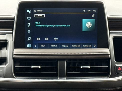 Used 2023 Chevrolet Tahoe Z71 w/ Luxury Package AWD/4WD image 23