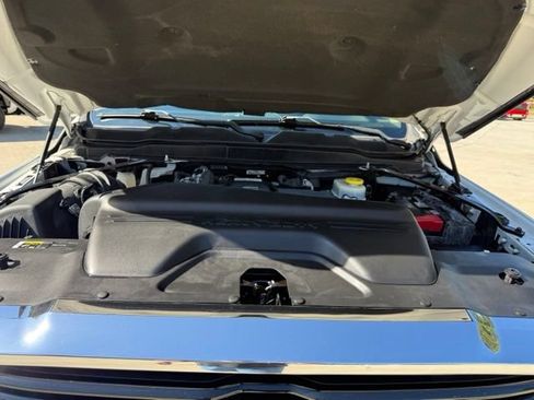Used 2020 RAM 2500 Big Horn w/ Level 1 Equipment Group AWD/4WD image 97
