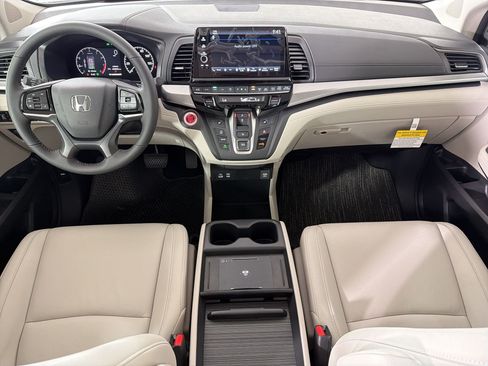 New 2026 Honda Odyssey EX-L image 17