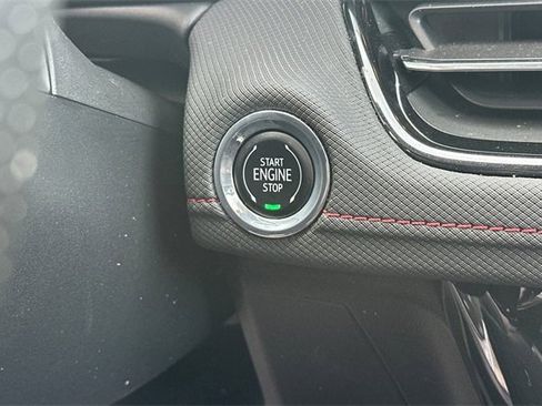 Used 2024 Chevrolet TrailBlazer RS w/ Convenience Package image 29