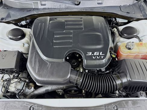 Used 2022 Dodge Charger SXT RWD image 39