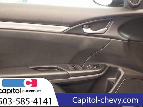Used 2019 Honda Civic Sport image 9