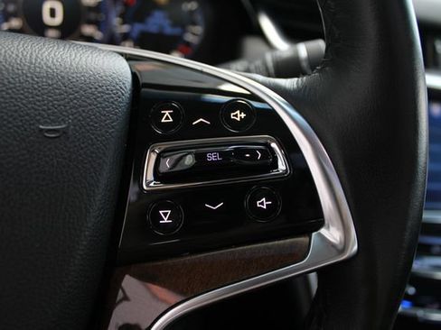 Used 2013 Cadillac XTS Premium FWD image 10