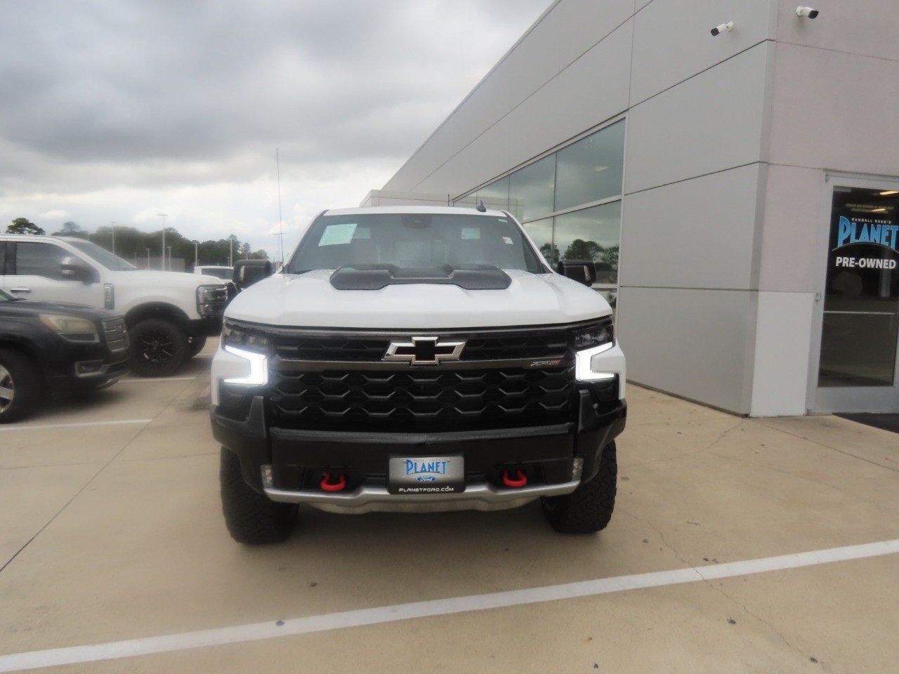 Used 2024 Chevrolet Silverado 1500 ZR2 w/ Technology Package AWD/4WD image 5