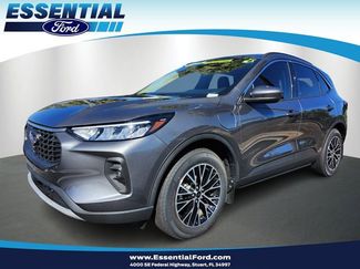 Used 2023 Ford Escape SE FWD video 1