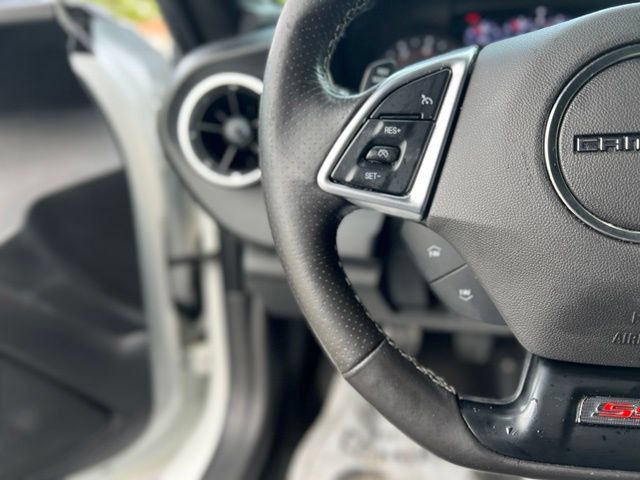Used 2019 Chevrolet Camaro SS RWD image 26
