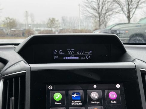 Certified 2021 Subaru Crosstrek 2.0i Premium w/ Moonroof Package image 23