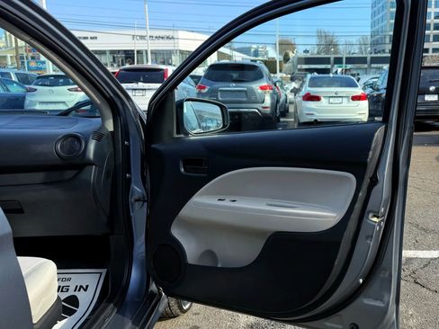 Used 2019 Mitsubishi Mirage G4 ES FWD image 29