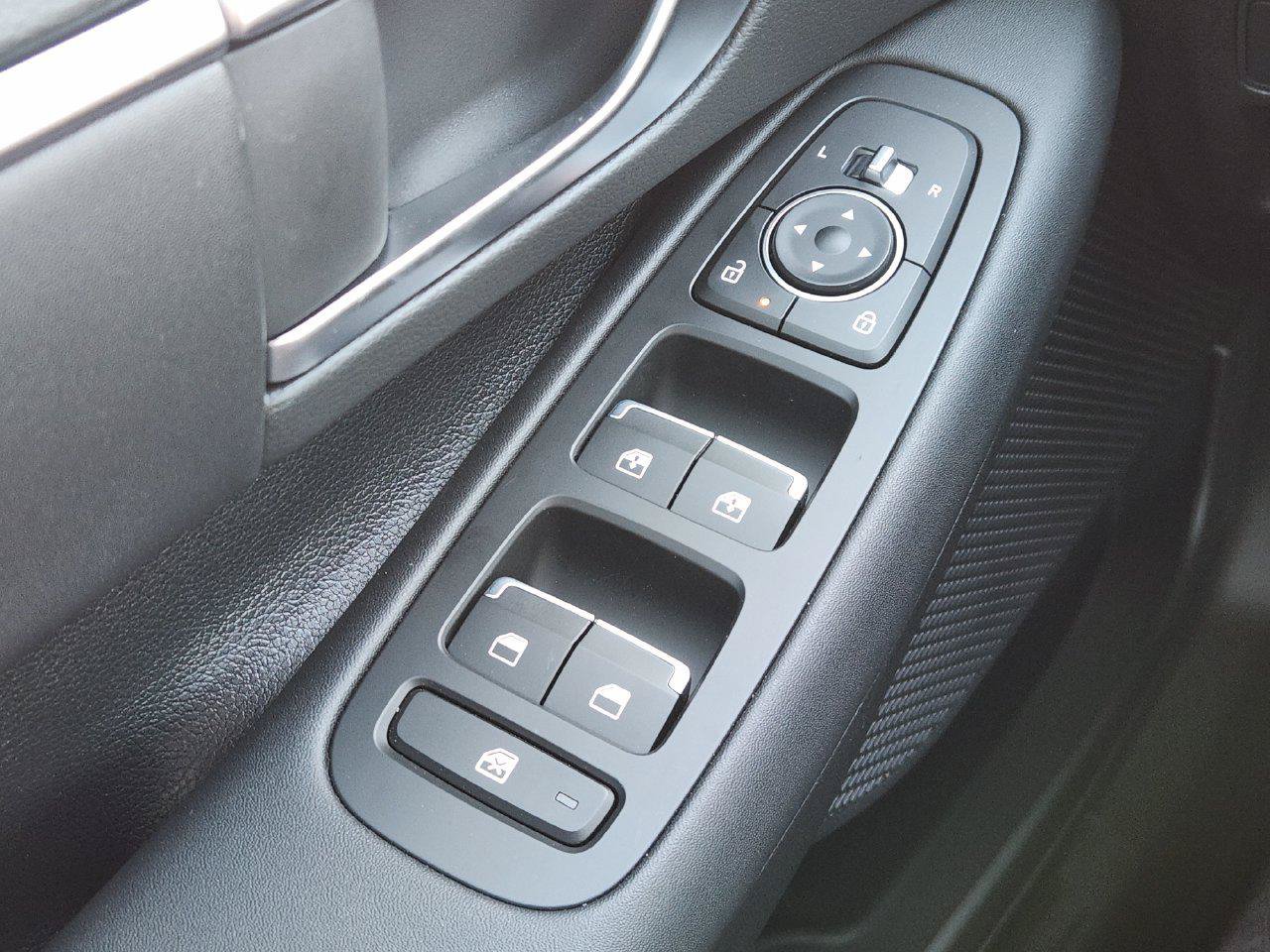 New 2026 Hyundai Sonata SEL FWD image 21