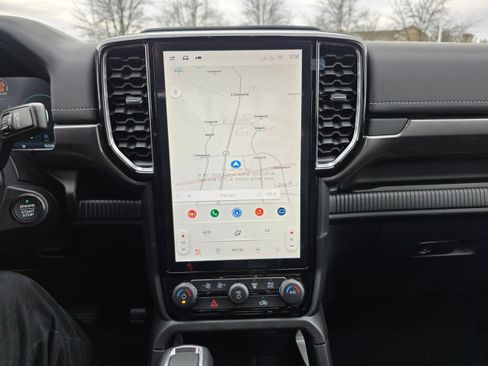 New 2025 Ford Ranger Lariat w/ FX4 Off-Road Package image 12