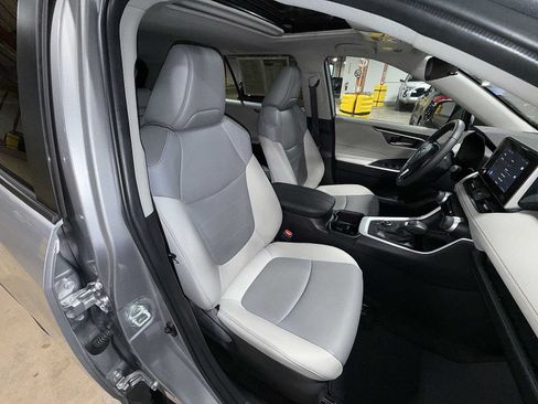 Certified 2024 Toyota RAV4 XLE Premium AWD/4WD image 16