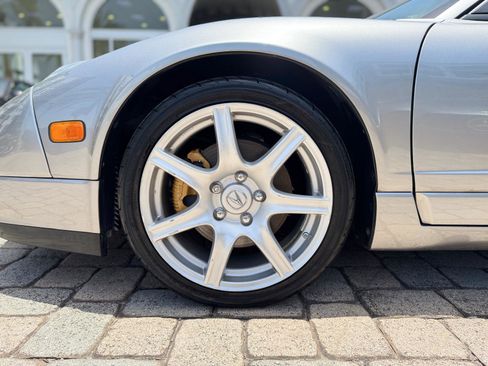 Used 2005 Acura NSX T image 22