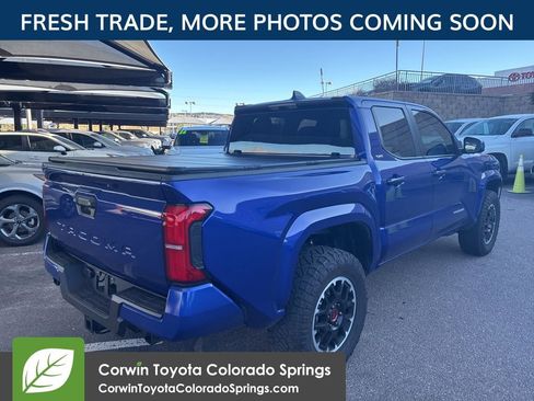 Used 2025 Toyota Tacoma SR5 image 8