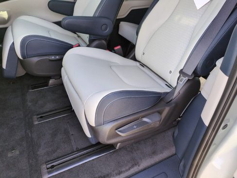 New 2026 Kia Carnival SX Prestige image 34