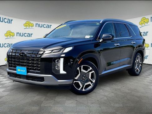 Used 2023 Hyundai Palisade SEL w/ Premium Package AWD/4WD image 3