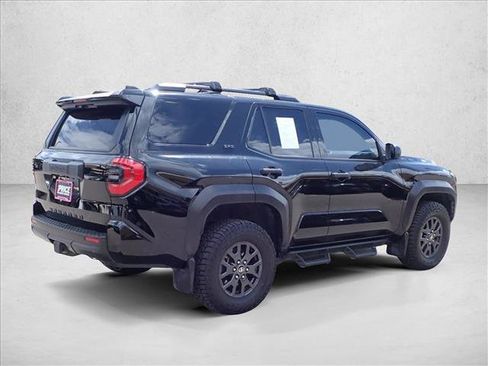 Used 2025 Toyota 4Runner SR5 AWD/4WD image 4