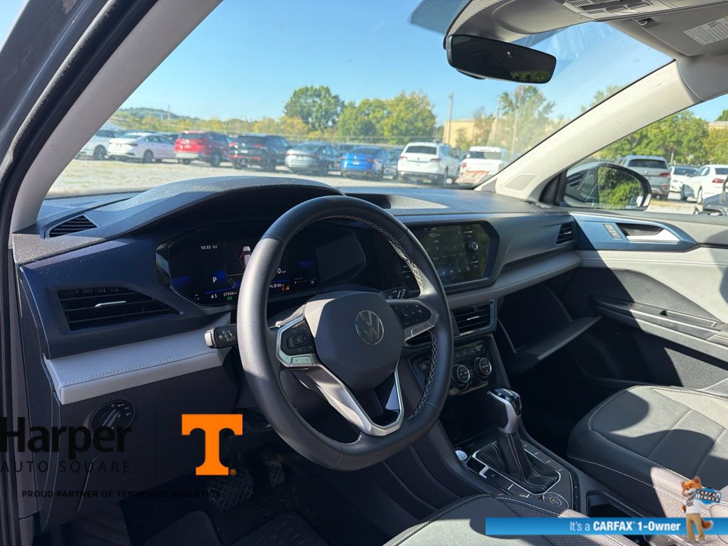 Used 2024 Volkswagen Taos SE AWD/4WD image 14