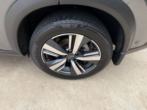 Used 2023 Nissan Rogue SL w/ SL Premium Package image 36