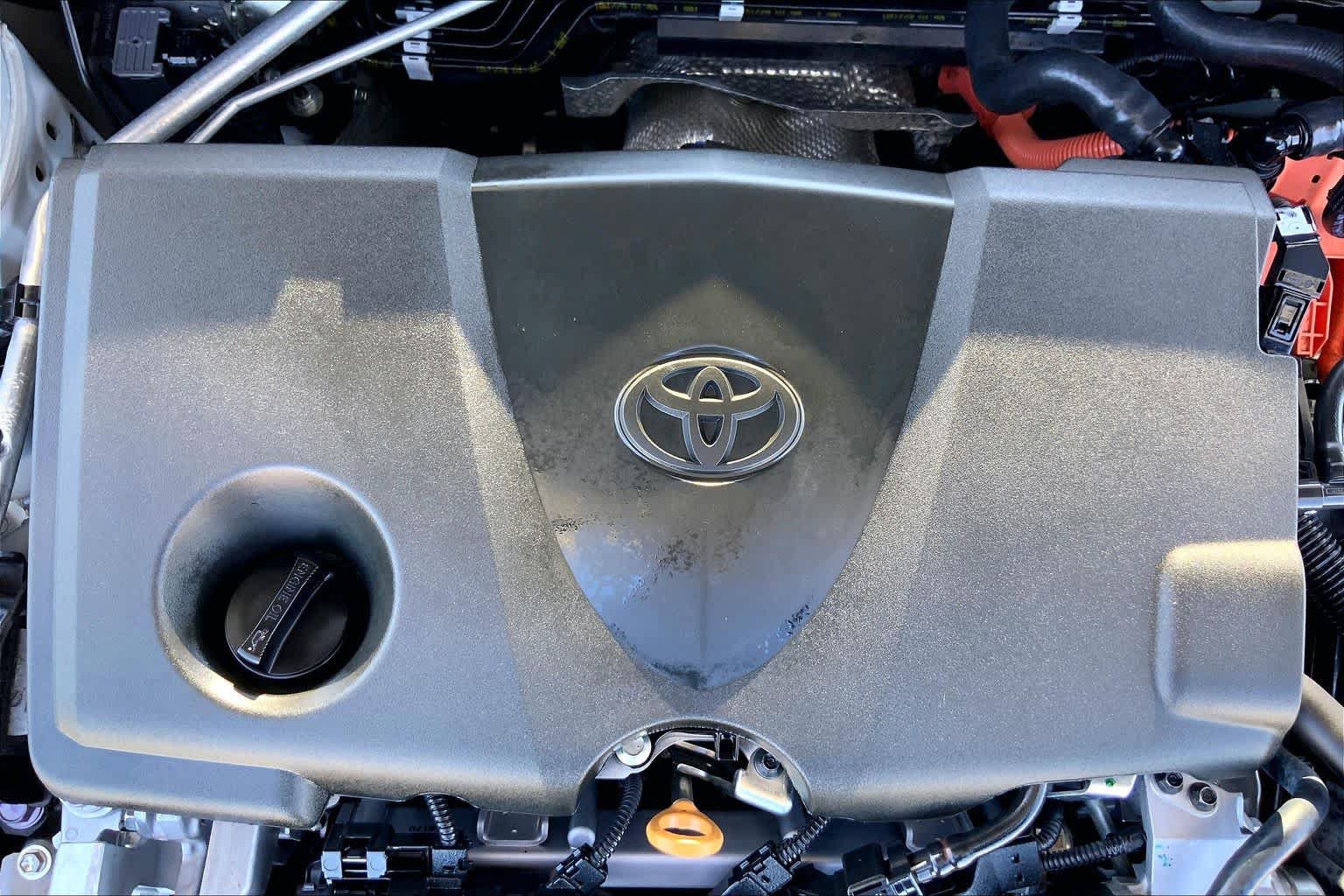 Used 2025 Toyota Camry XSE FWD image 32