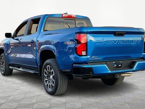 Used 2023 Chevrolet Colorado LT w/ LT Convenience Package III image 4