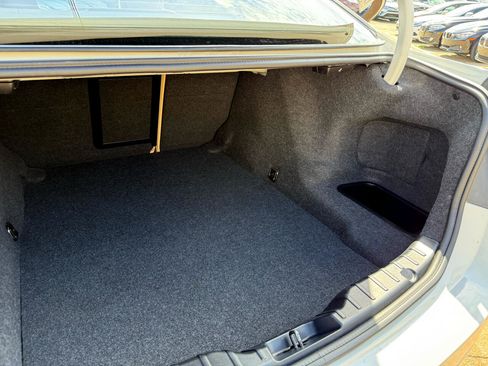 Used 2013 BMW 528i Sedan image 34