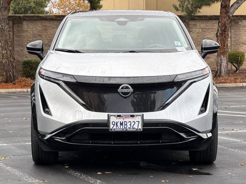 Certified 2023 Nissan Ariya AWD image 9