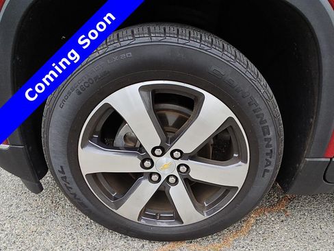 Used 2019 Chevrolet Traverse LT w/ LT Premium Package FWD image 24