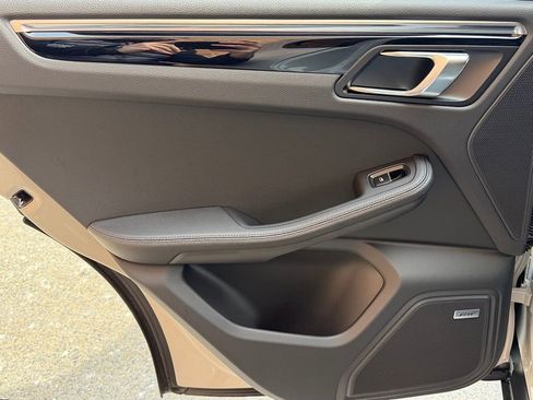 New 2026 Porsche Macan S image 21