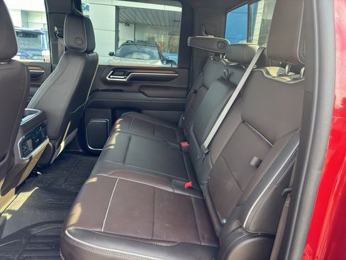 Used 2024 GMC Sierra 2500 Denali w/ Denali Reserve Package image 21