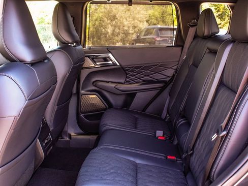 New 2026 Mitsubishi Outlander SEL Black Edition AWD/4WD image 31
