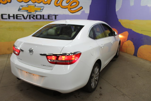 Used 2017 Buick Verano FWD image 8