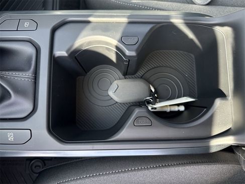 New 2025 Kia K4 LXS image 32