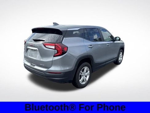 Used 2024 GMC Terrain SLE AWD/4WD image 4