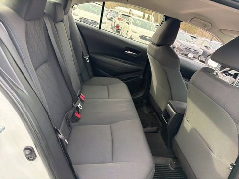 Used 2020 Toyota Corolla LE image 13